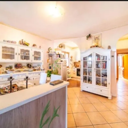 Indipendente Shabby House Vakantiehuis *