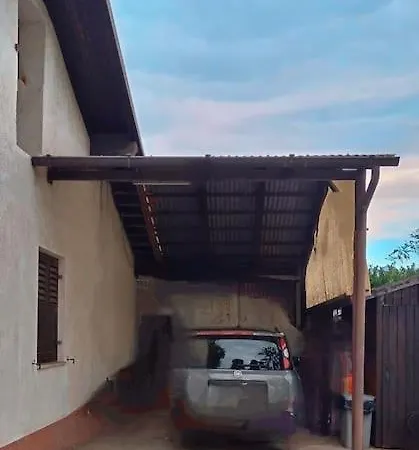 Dom wakacyjny Indipendente Shabby House *