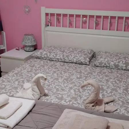 Indipendente Shabby House Buia